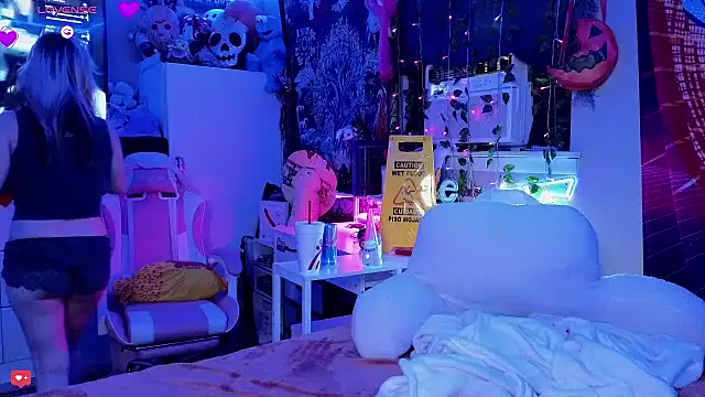 Cutiepiespanks online show from March 10, 3:52 pm