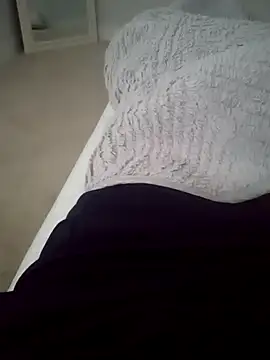 Snapshot of Mark_Dad chatting on February 8, 1:01 pm Mark Dad online show from February 8, 1:01 pm