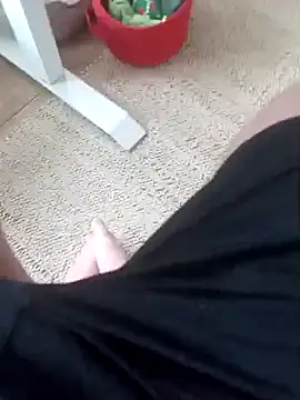 Snapshot of Mark_Dad chatting on February 16, 3:59 pm Mark Dad online show from February 16, 3:59 pm