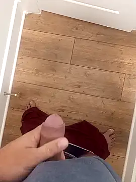 Snapshot of Mark_Dad chatting on October 9, 11:19 am Mark Dad online show from October 9, 11:19 am