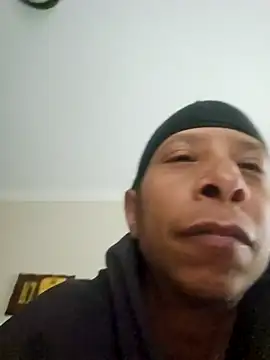 Vybezmaster online show from December 1, 8:25 pm