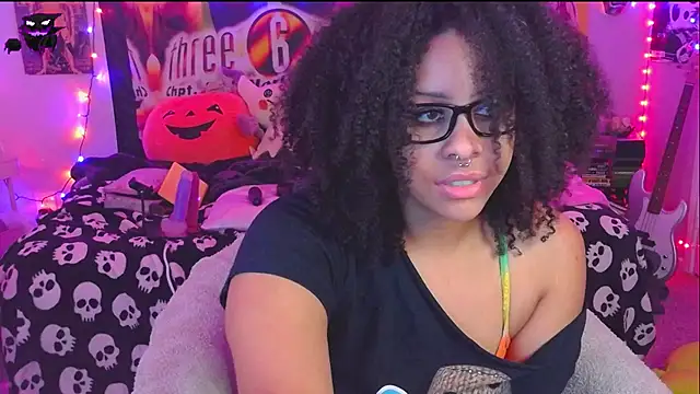 N1NT3NDH03 online show from January 18, 6:56 am