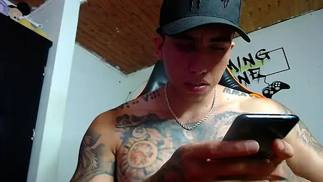 Adam Hudsond online show from February 10, 3:42 pm