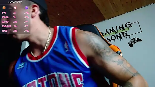 Adam Hudsond online show from February 12, 11:09 pm