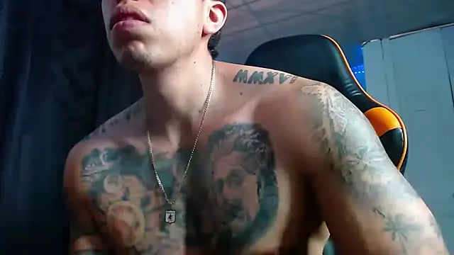 Adam Hudsond online show from November 2, 5:26 pm