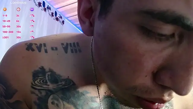 Adam Hudsond online show from December 18, 6:14 pm