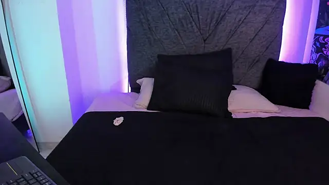 gerald lodge online show from March 10, 1:01 am