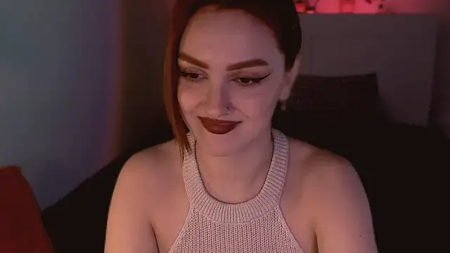 LilyFarey online show from December 11, 7:03 pm