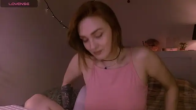 LilyFarey online show from December 2, 8:26 pm