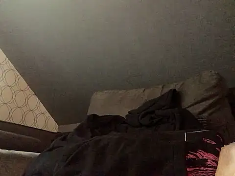 Snapshot of GhetTOfag_ chatting on December 27, 3:37 pm GhetTOfag online show from December 27, 3:37 pm