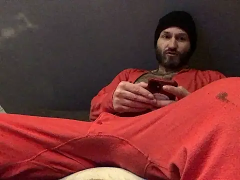 Snapshot of GhetTOfag_ chatting on January 9, 5:34 am GhetTOfag online show from January 9, 5:34 am