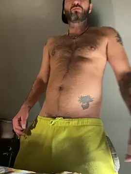 Snapshot of GhetTOfag_ chatting on October 26, 8:09 am GhetTOfag online show from October 26, 8:09 am