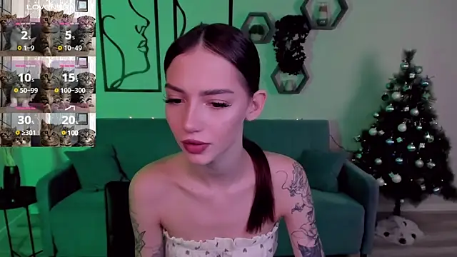 SophieCatty online show from January 4, 10:49 am