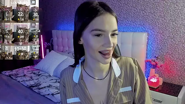 SophieCatty online show from March 7, 8:23 am