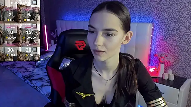 SophieCatty online show from March 15, 7:31 am