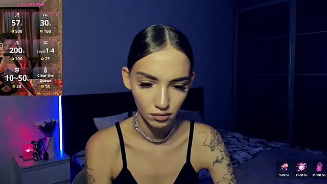 SophieCatty online show from September 19, 1:23 pm