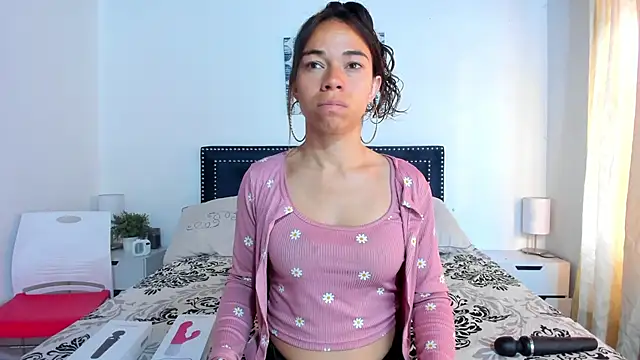 ZulyMichels online show from January 10, 12:36 pm