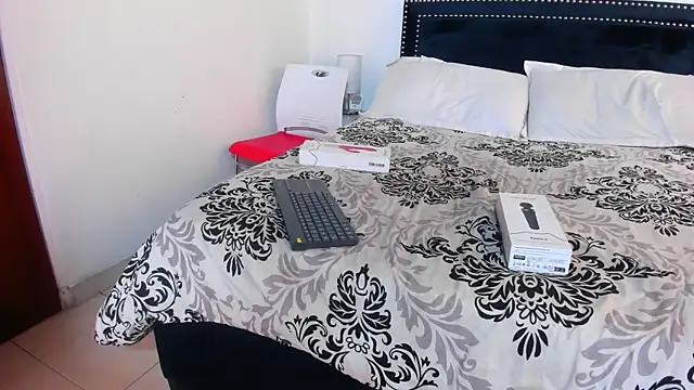 ZulyMichels online show from March 17, 6:53 pm