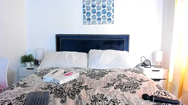 ZulyMichels online show from March 20, 3:47 pm