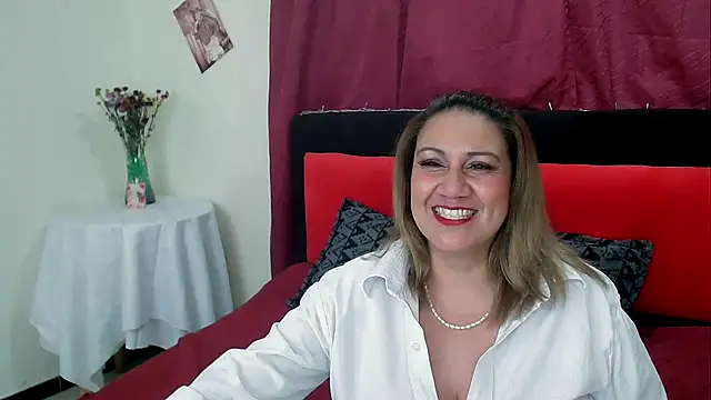 yayita mature online show from January 16, 4:07 pm
