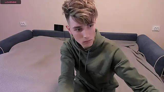 James Mills online show from March 6, 7:10 pm