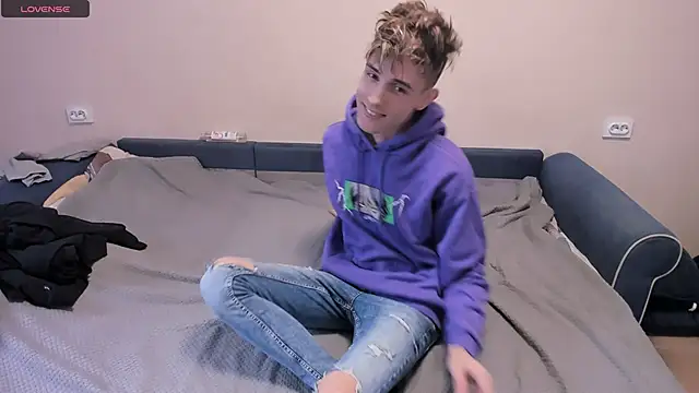 James Mills online show from March 11, 6:19 pm