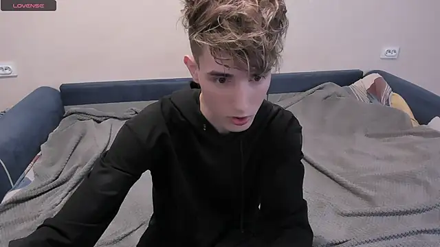 James Mills online show from March 14, 7:55 pm