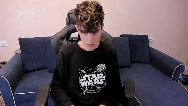 James Mills online show from October 15, 7:14 pm