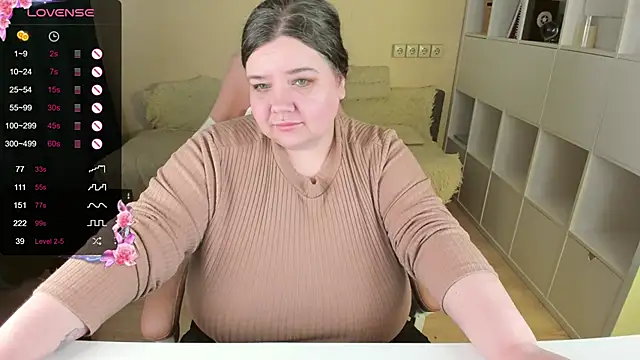 PlumPie online show from October 19, 1:23 pm