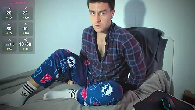 HonestAndrew online show from December 11, 10:03 am