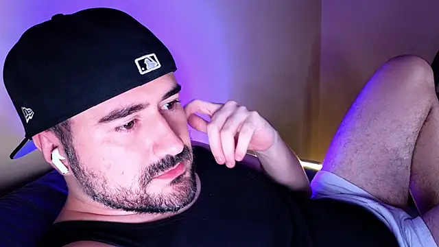 DominantTheo online show from February 28, 5:37 am