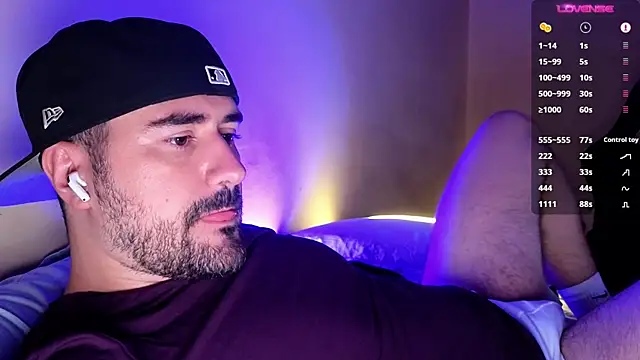 DominantTheo online show from November 16, 3:56 am