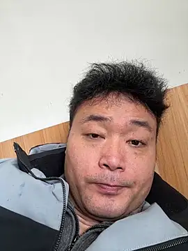 S00 online show from December 18, 3:56 am