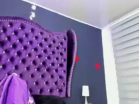 perla7777 online show from March 14, 8:53 am