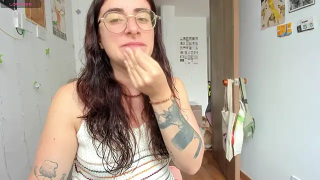 linda giggle online show from November 6, 3:13 pm