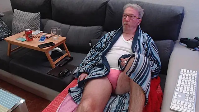 Nudelschwanz online show from February 14, 8:26 pm