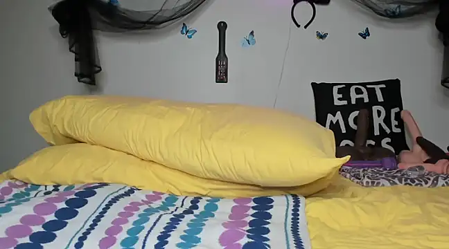 ThickAssRena online show from February 4, 10:13 pm