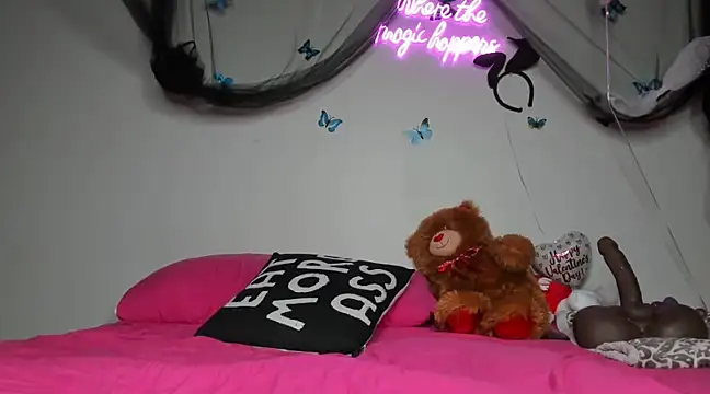 ThickAssRena online show from February 17, 2:42 am