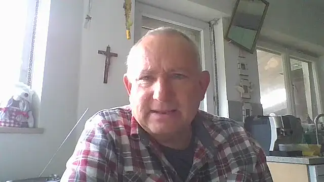 jeanlulu online show from October 14, 8:37 am