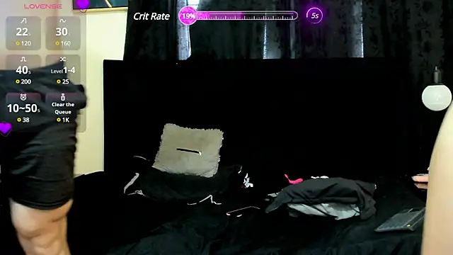 Snapshot of lissandthor13 chatting on December 23, 4:28 pm lissandthor13 online show from December 23, 4:28 pm