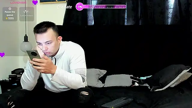 Snapshot of lissandthor13 chatting on January 21, 3:43 pm lissandthor13 online show from January 21, 3:43 pm