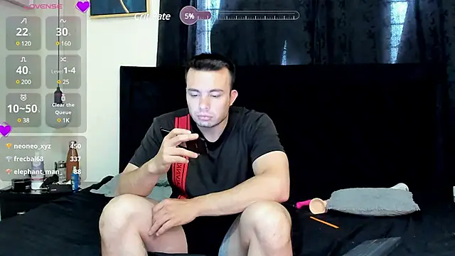 Snapshot of lissandthor13 chatting on February 19, 4:22 pm lissandthor13 online show from February 19, 4:22 pm