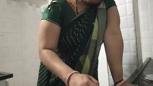 Riyasingh9 online show from February 5, 12:17 pm