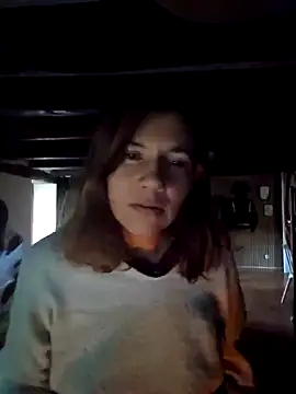 Snapshot of Lina_lou4 chatting on December 19, 2:24 pm Lina lou4 online show from December 19, 2:24 pm