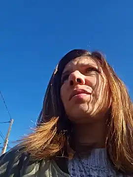 Snapshot of Lina_lou4 chatting on January 1, 1:37 pm Lina lou4 online show from January 1, 1:37 pm