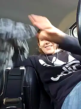 Snapshot of Lina_lou4 chatting on January 5, 12:53 pm Lina lou4 online show from January 5, 12:53 pm