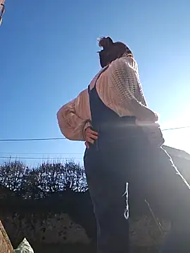 Snapshot of Lina_lou4 chatting on January 18, 12:57 pm Lina lou4 online show from January 18, 12:57 pm