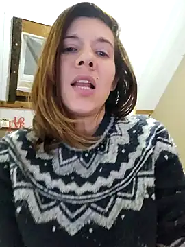 Snapshot of Lina_lou4 chatting on January 25, 12:37 pm Lina lou4 online show from January 25, 12:37 pm