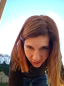 Snapshot of Lina_lou4 chatting on February 4, 11:49 am Lina lou4 online show from February 4, 11:49 am