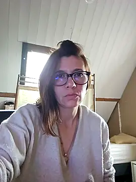 Snapshot of Lina_lou4 chatting on February 27, 9:00 am Lina lou4 online show from February 27, 9:00 am